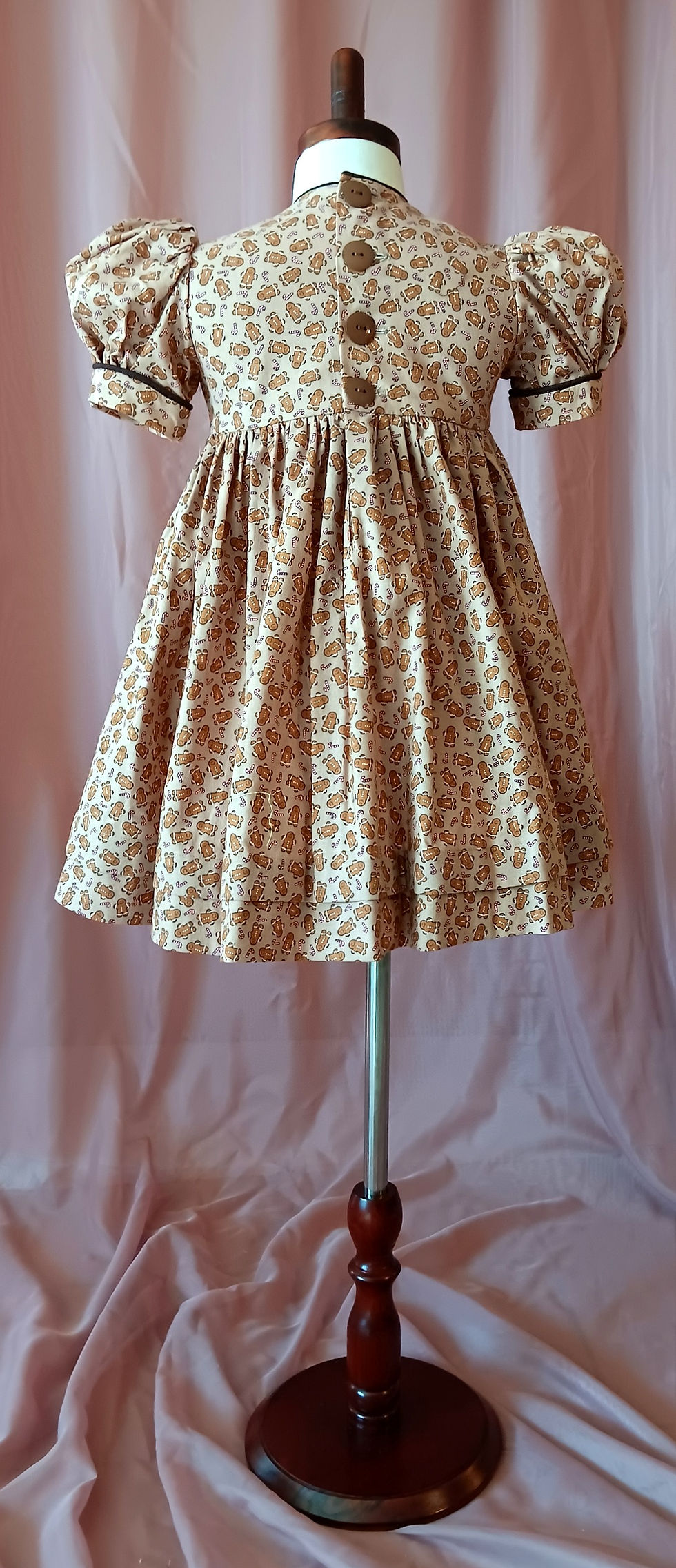Thumbnail: Back - Size 4T Gingerbread Cookies Smocked Dress (Yellow Smocking Thread)