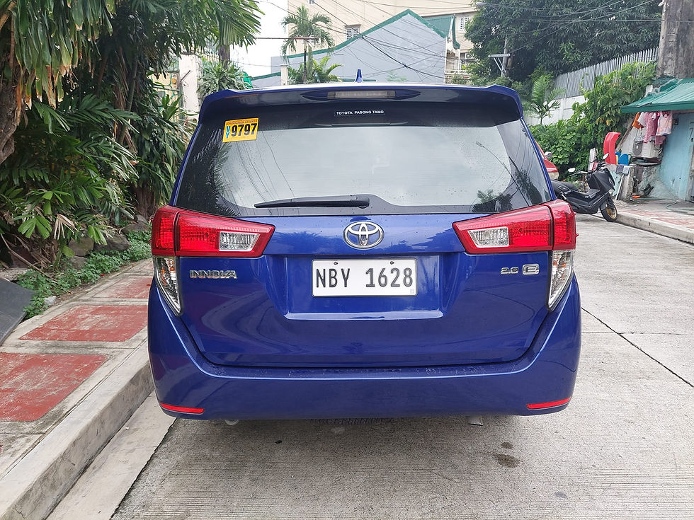 Thumbnail: 2017 TOYOTA INNOVA E 2.8