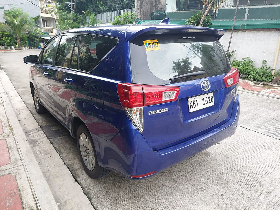 Thumbnail: 2017 TOYOTA INNOVA E 2.8