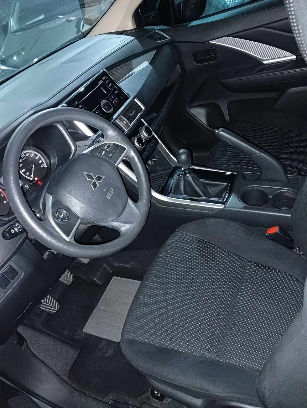 Thumbnail: 2019 MITSUBISHI XPANDER 1.5