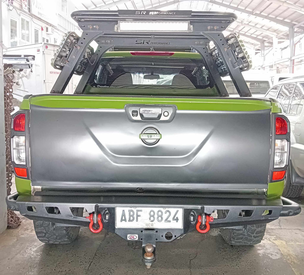 Thumbnail: 2015 NISSAN NAVARA 4X4