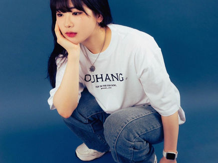 <Play In The Fish Bowl> (2)