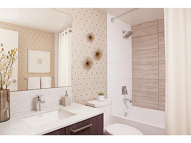 2 bed 2 bath 845 sq. ft.