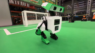 Student Builds BD-X Star Wars Droid for Under USD 3,000