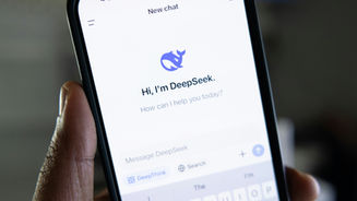 DeepSeek Plans Massive Huawei AI Chip Deployment in Inner Mongolia