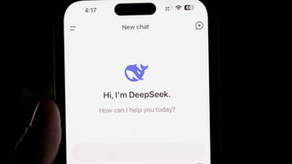 AI Race Intensifies: DeepSeek Aims for USD 70 Billion, OpenAI Cuts Prices