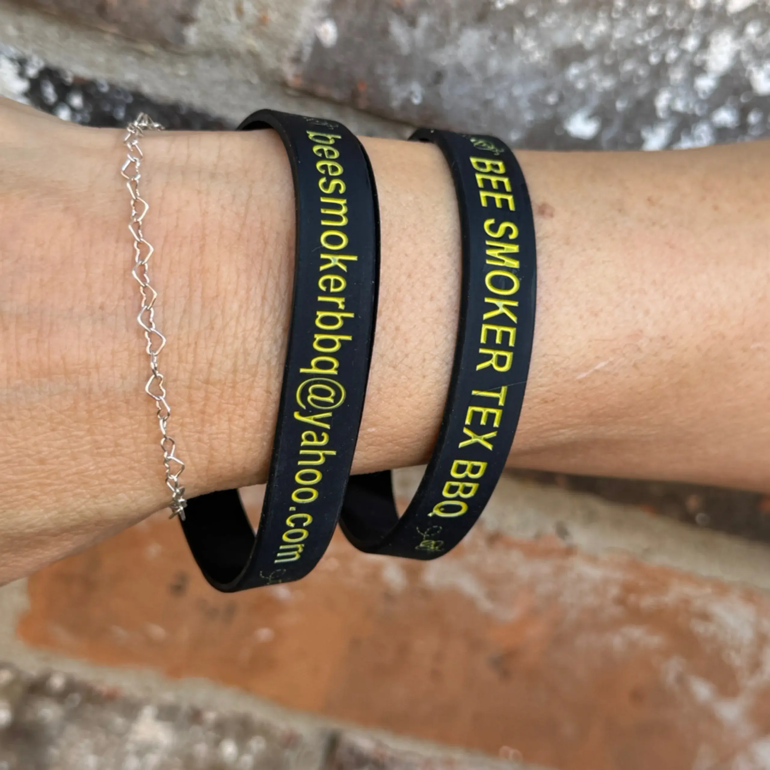 Bee Smoker Support Bracelet