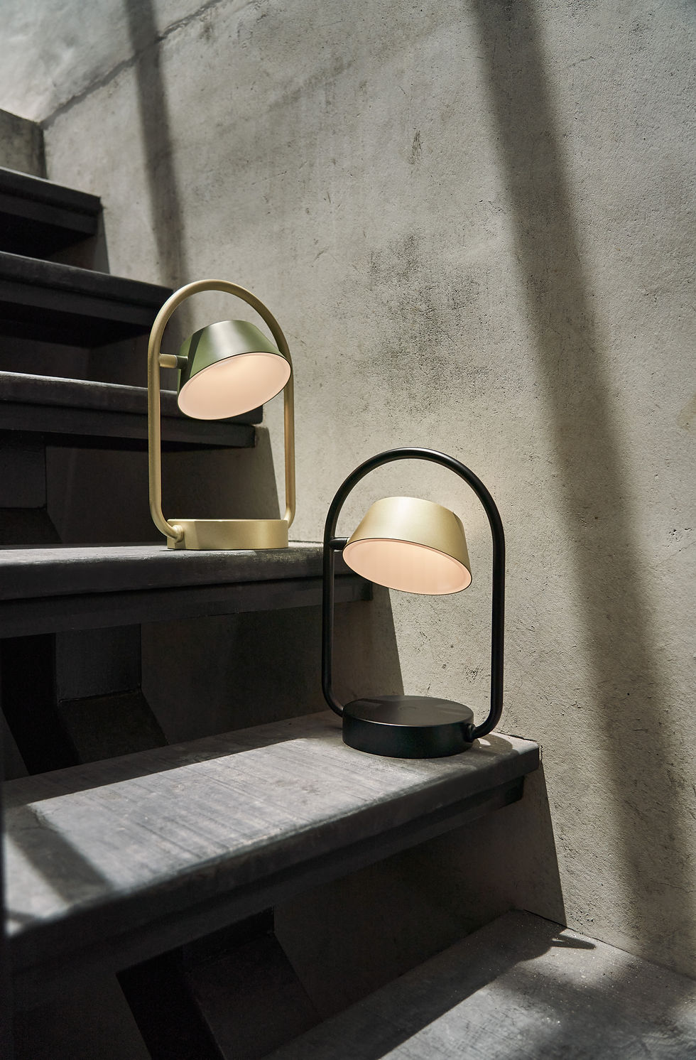 Thumbnail: OLO Ring Portable Table Lamp