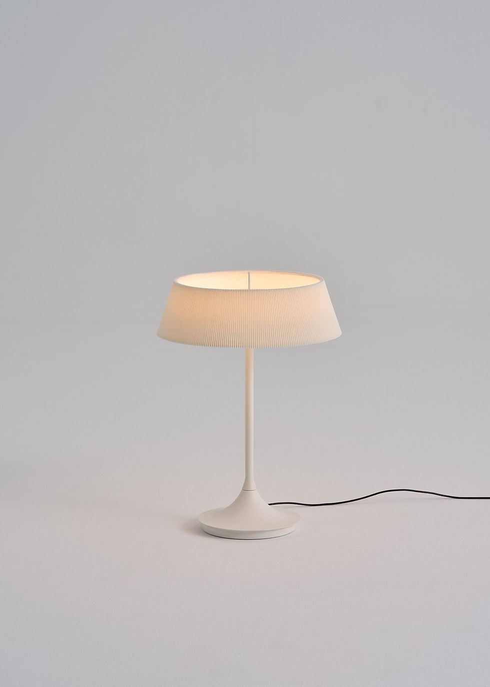 Thumbnail: HALO Table Lamp