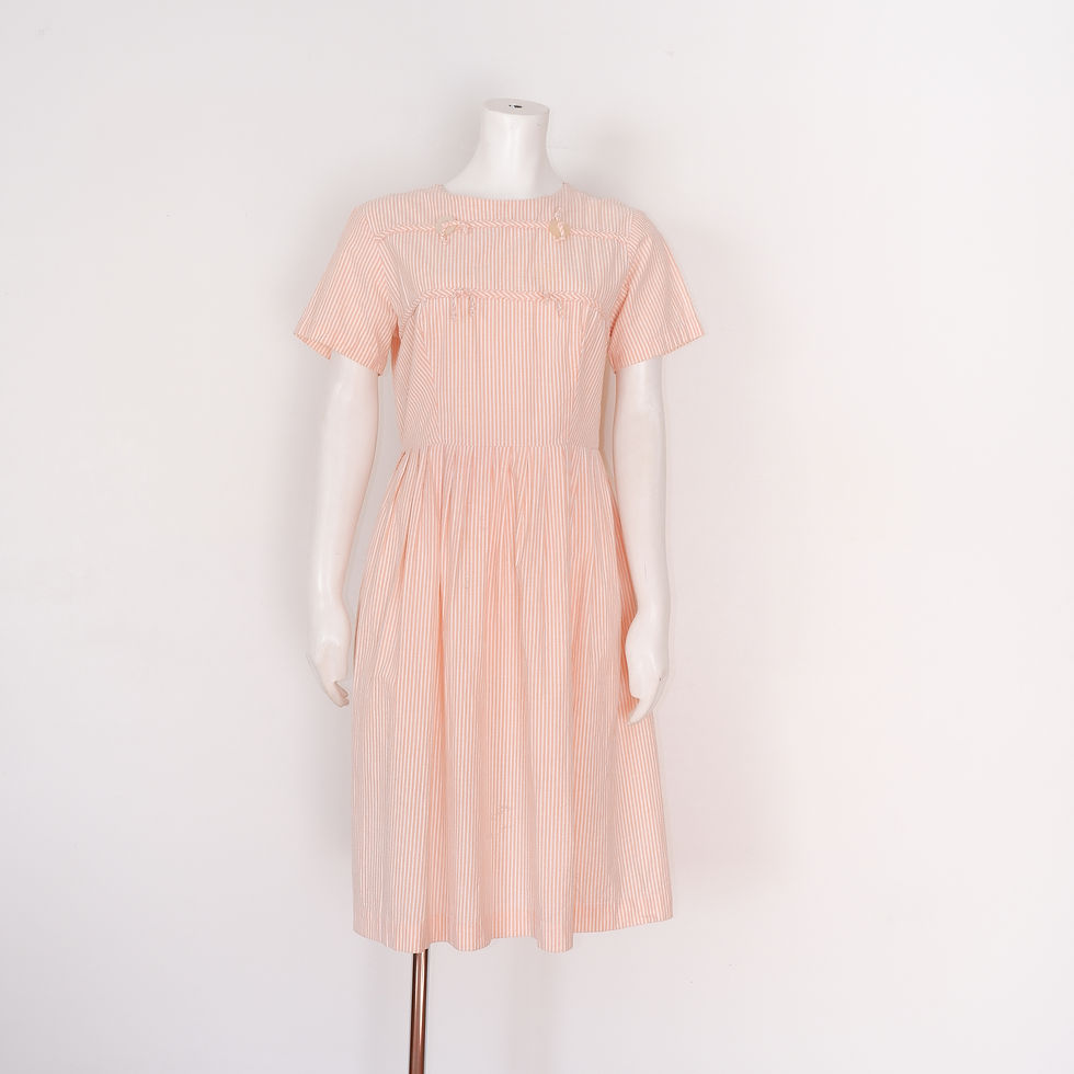 1950s Pink Stripe Dress with Short Sleeves - Medium