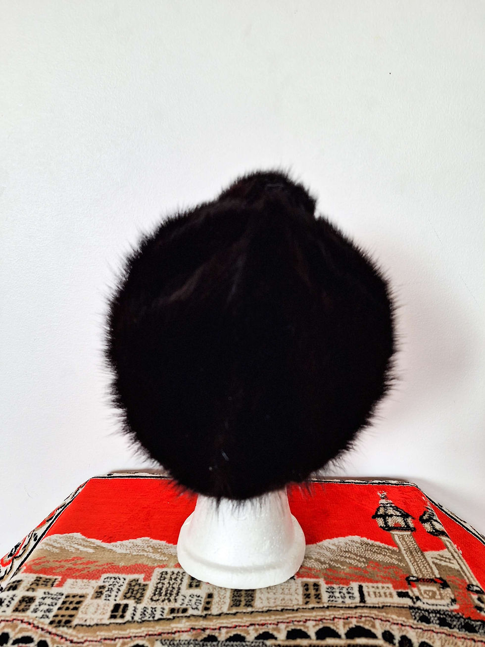 Thumbnail: 1960s Black Fur Hat / Vintage Mink Beanie