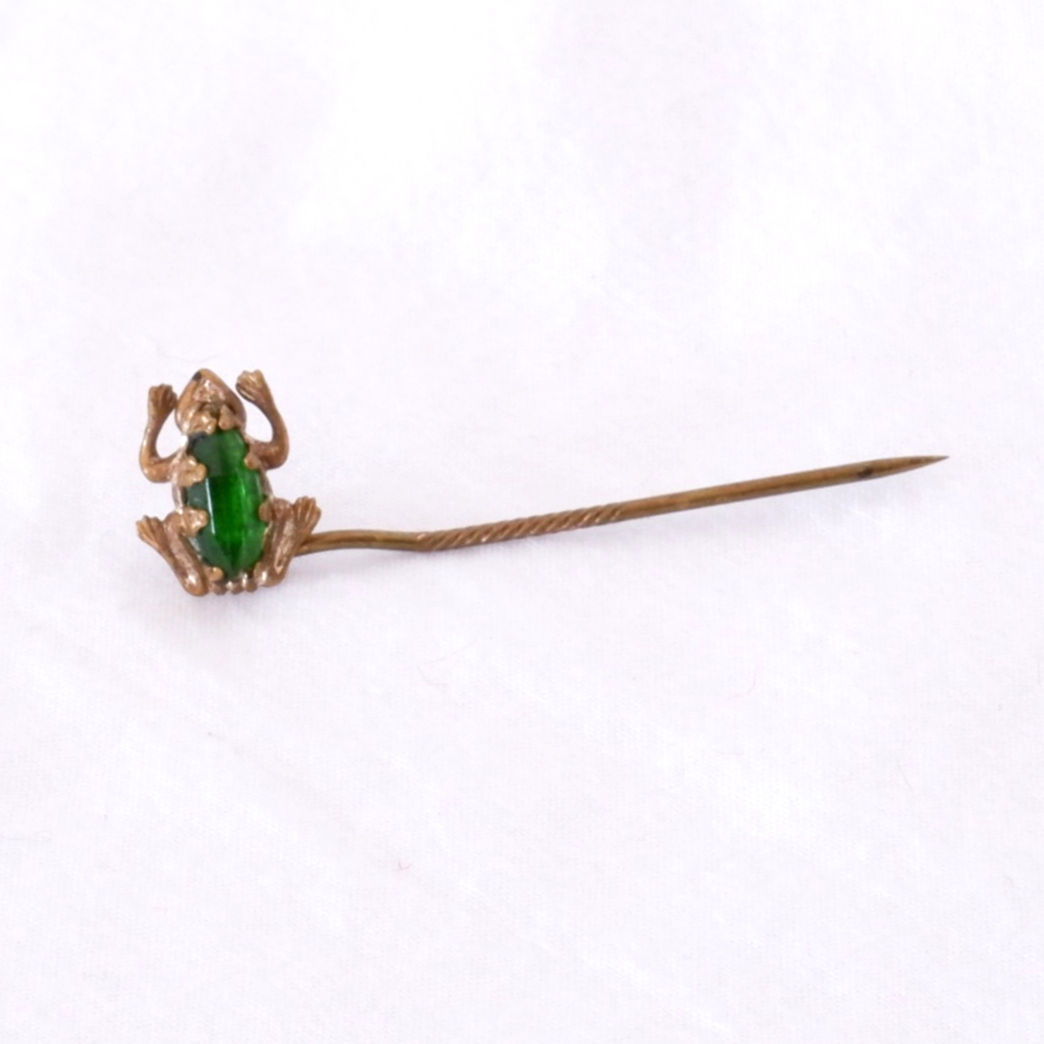 Vintage Frog with Green Stone Stick Pin / Lapel Pin