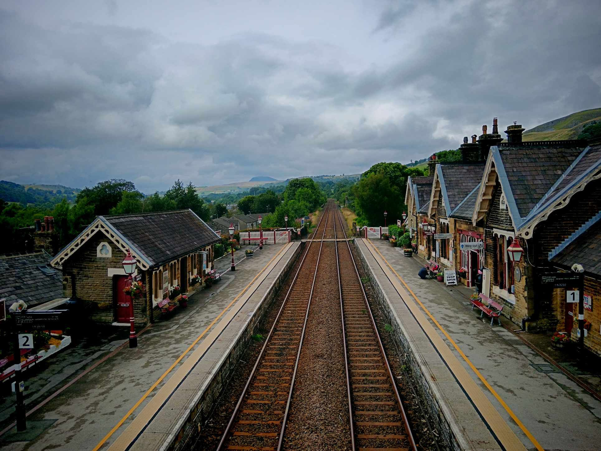 Settle Train Station