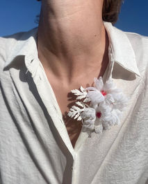 Florence Bigot fleurs de tissu broche