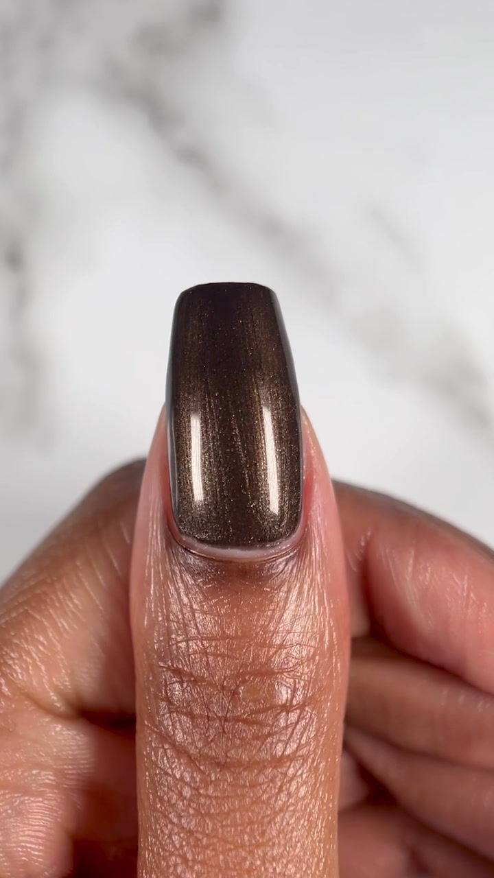 Thumbnail: Venus nail swatch  thumb