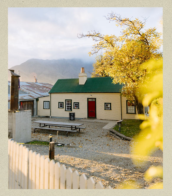 TheBoatShed-Images-Homepage-Building.jpg
