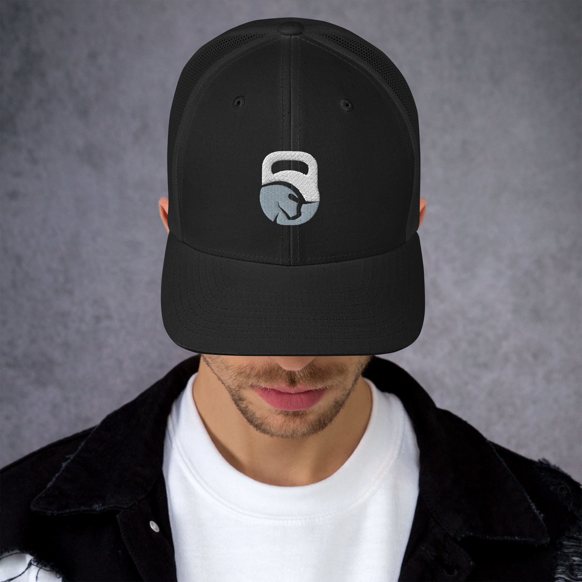 Command White 2:Trucker Cap