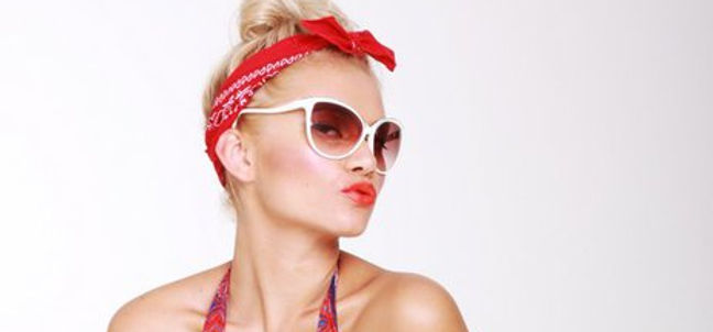 Pin-Up Blond