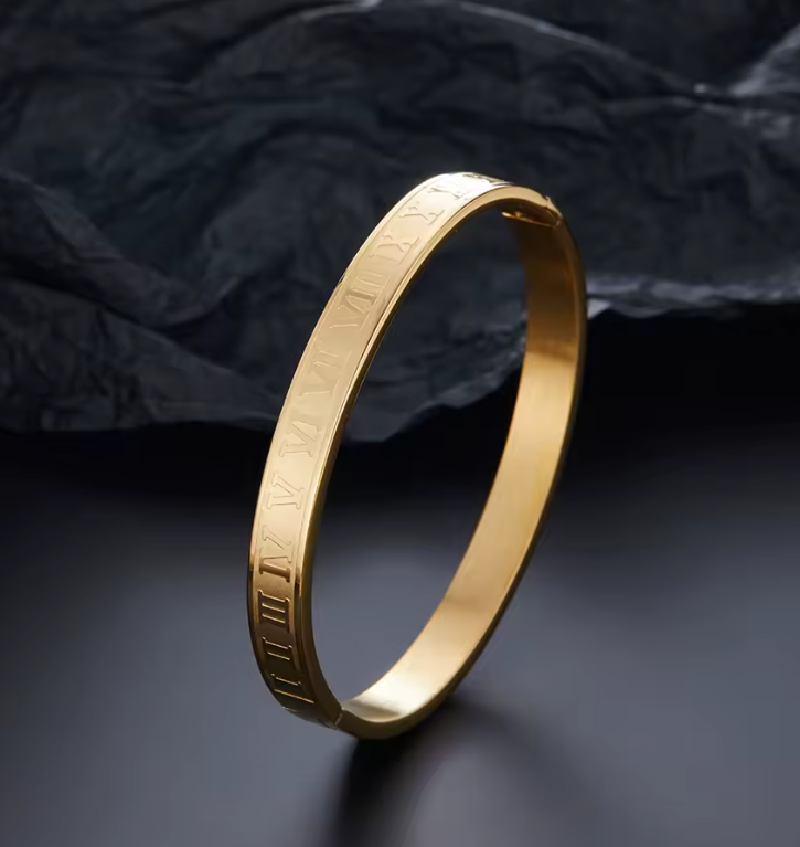 Thumbnail: Imperia Roman Bangle