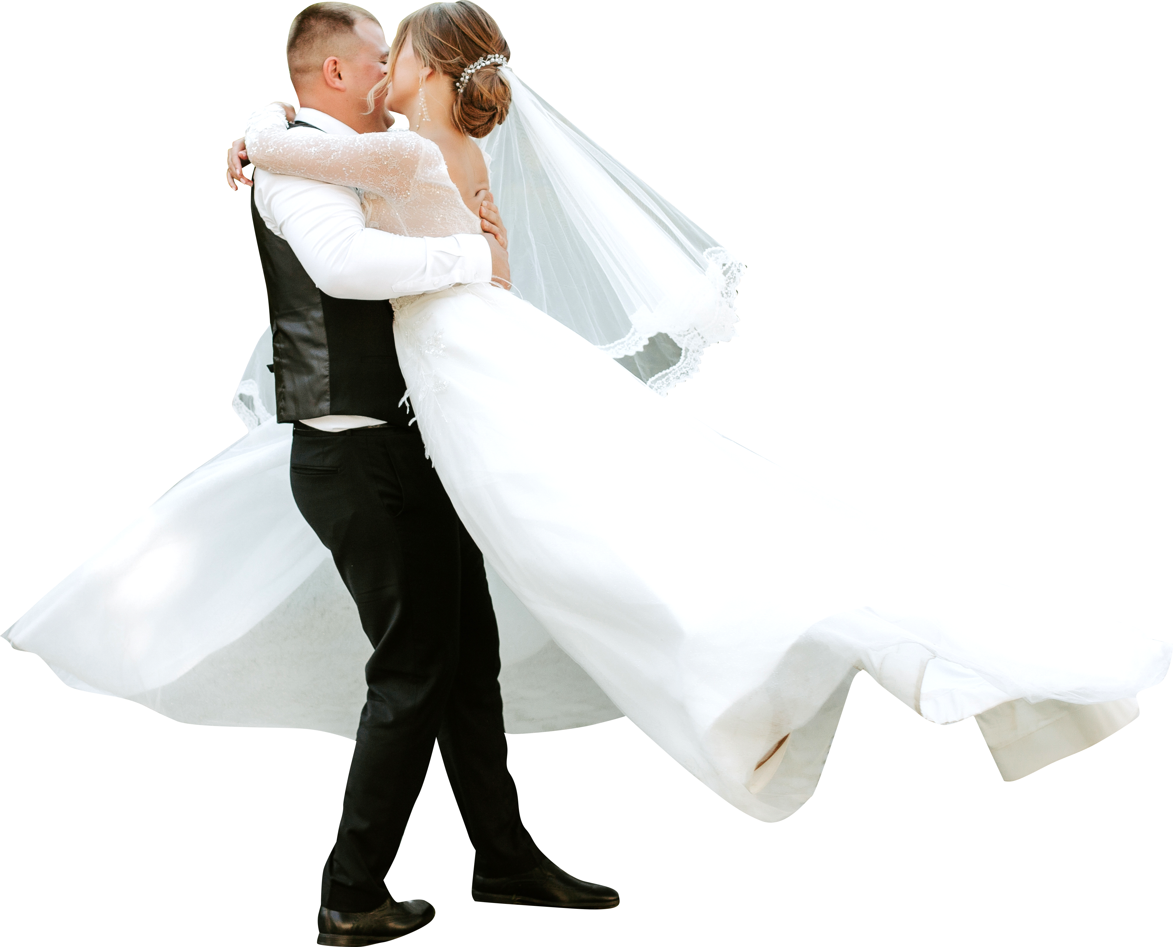 Couple de mariés qui dansent