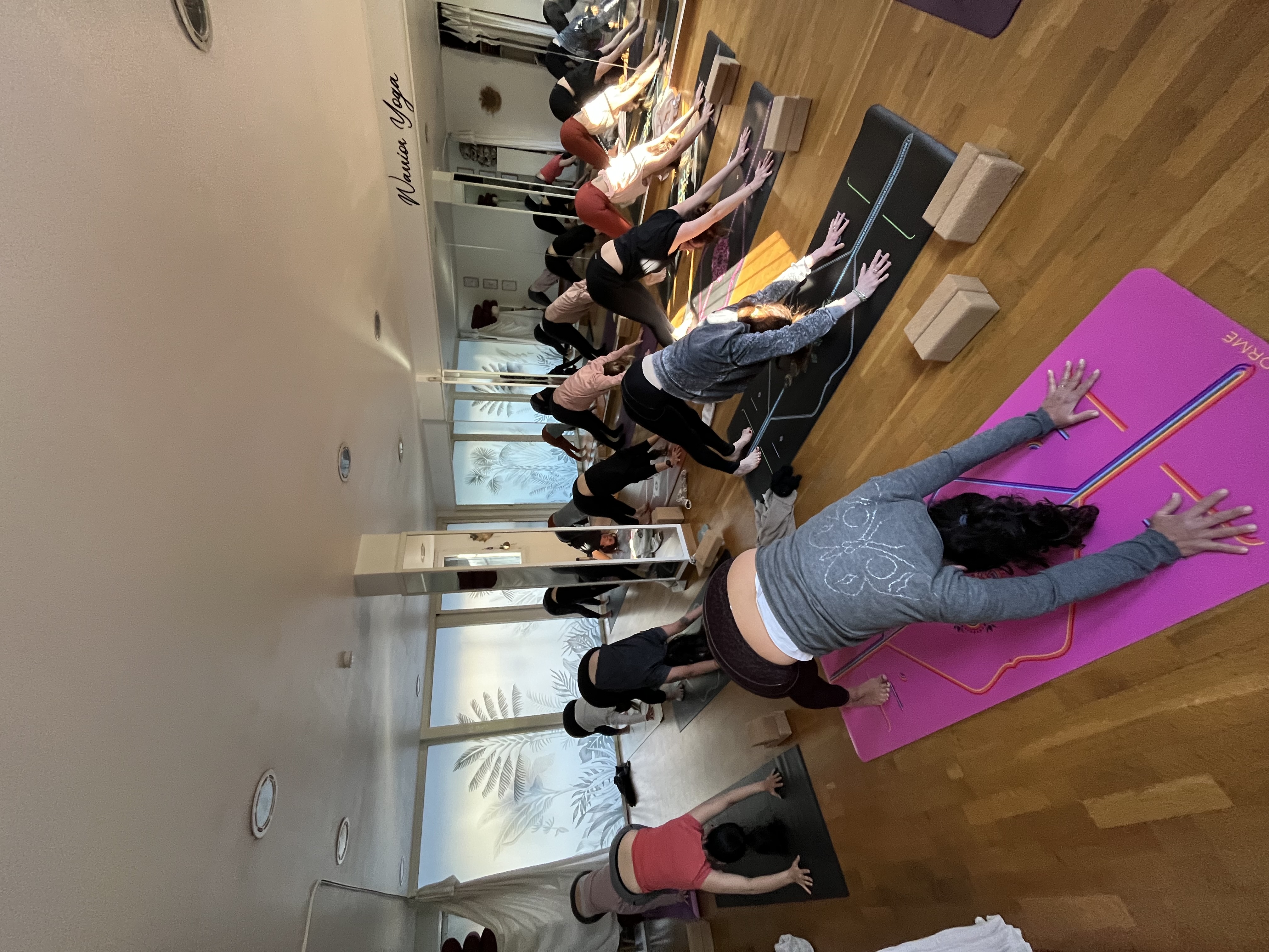 Yoga pour débutants à Marseille 12 : bien commencer au Centre Eunoia