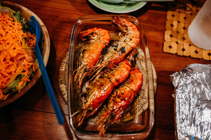 • Family walking along the beach in Ponta do Ouro, Mozambique.
• Beachfront Airbnb in Ponta do Ouro with ocean views.
• Fresh prawns from local vendors in Ponta do Ouro.
• Cooking fresh prawns inside our Airbnb kitchen.
• Ocean waves and sandy shoreline in Ponta do Ouro.
• Family taking photos on the beach at sunset.
• Kids playing along the water in Ponta do Ouro.
• Relaxing on the beach with clear blue water in Mozambique.
• Beach exploration along the coastline in Ponta do Ouro.
• Aerial-style beach view from the shoreline.
• Family posing together near the ocean.
• Early morning or sunset beach walk in Mozambique.
• Local food ingredients purchased in Ponta do Ouro.
• Outdoor seating area at our beach Airbnb.
• Bright and calm beach day in Mozambique with the family.