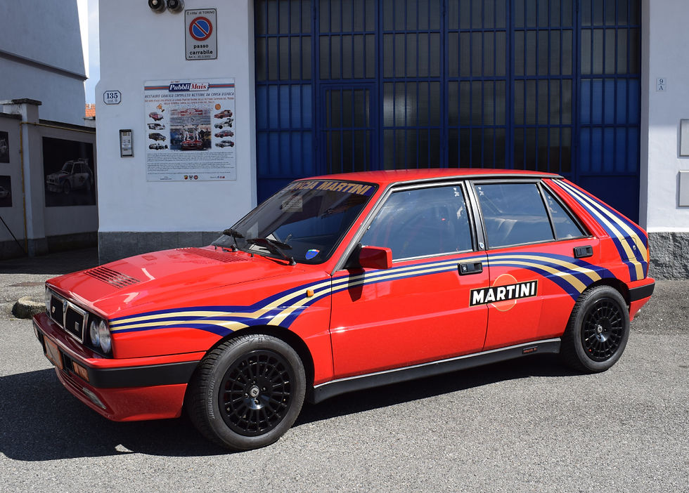 Miniatura: Lancia Delta Gold Livery