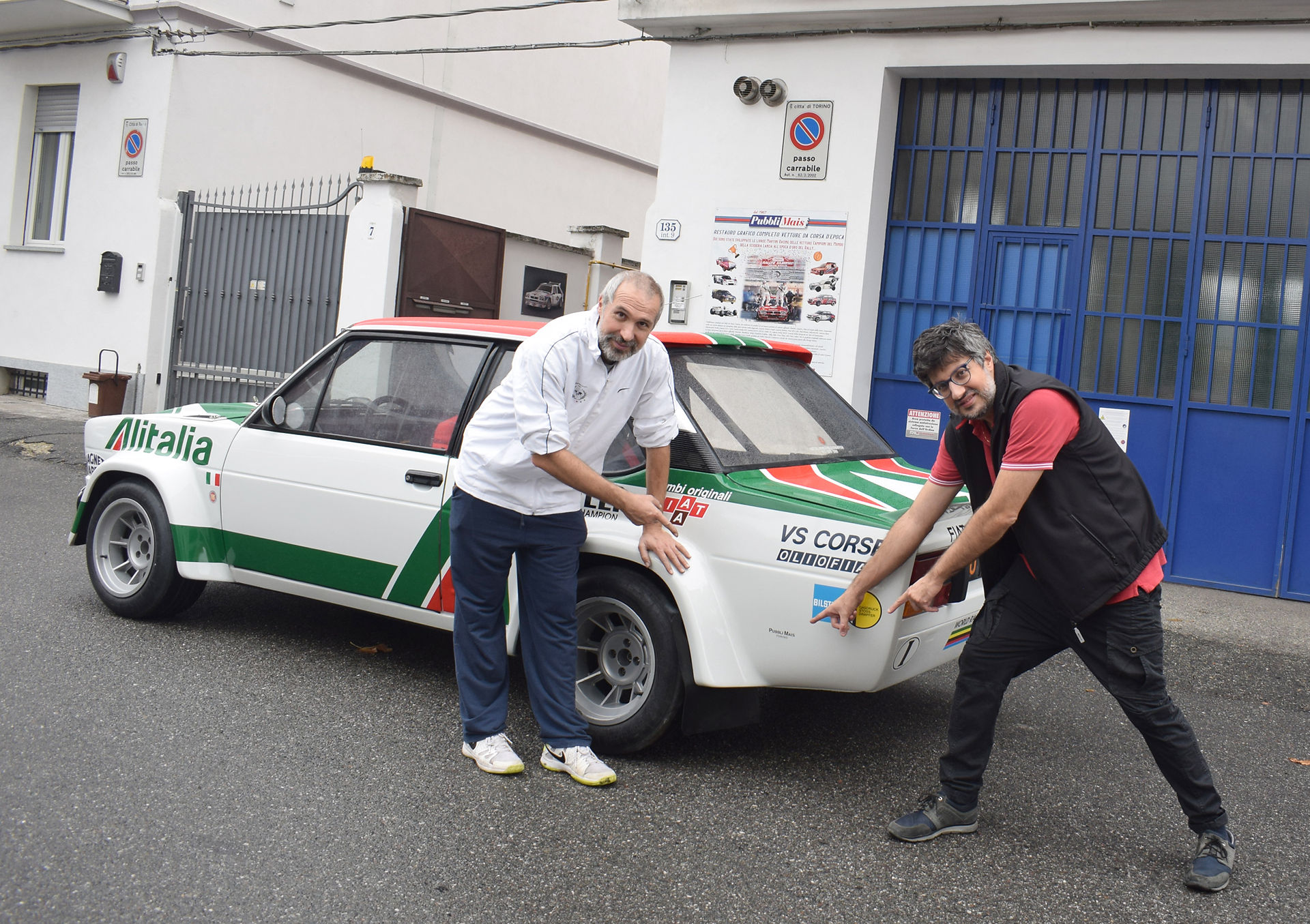 pubblimais con la fiat 131 abarth alitalia