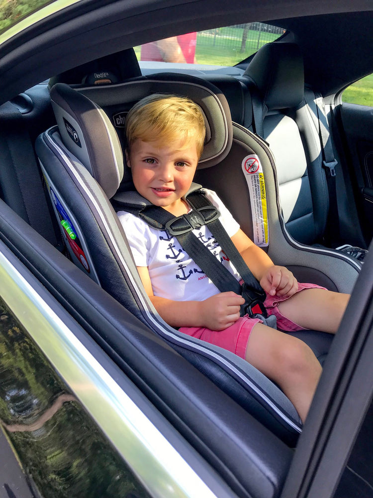 chicco nextfit forward facing height and weight
