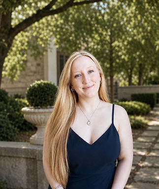 madison headshot.jpg