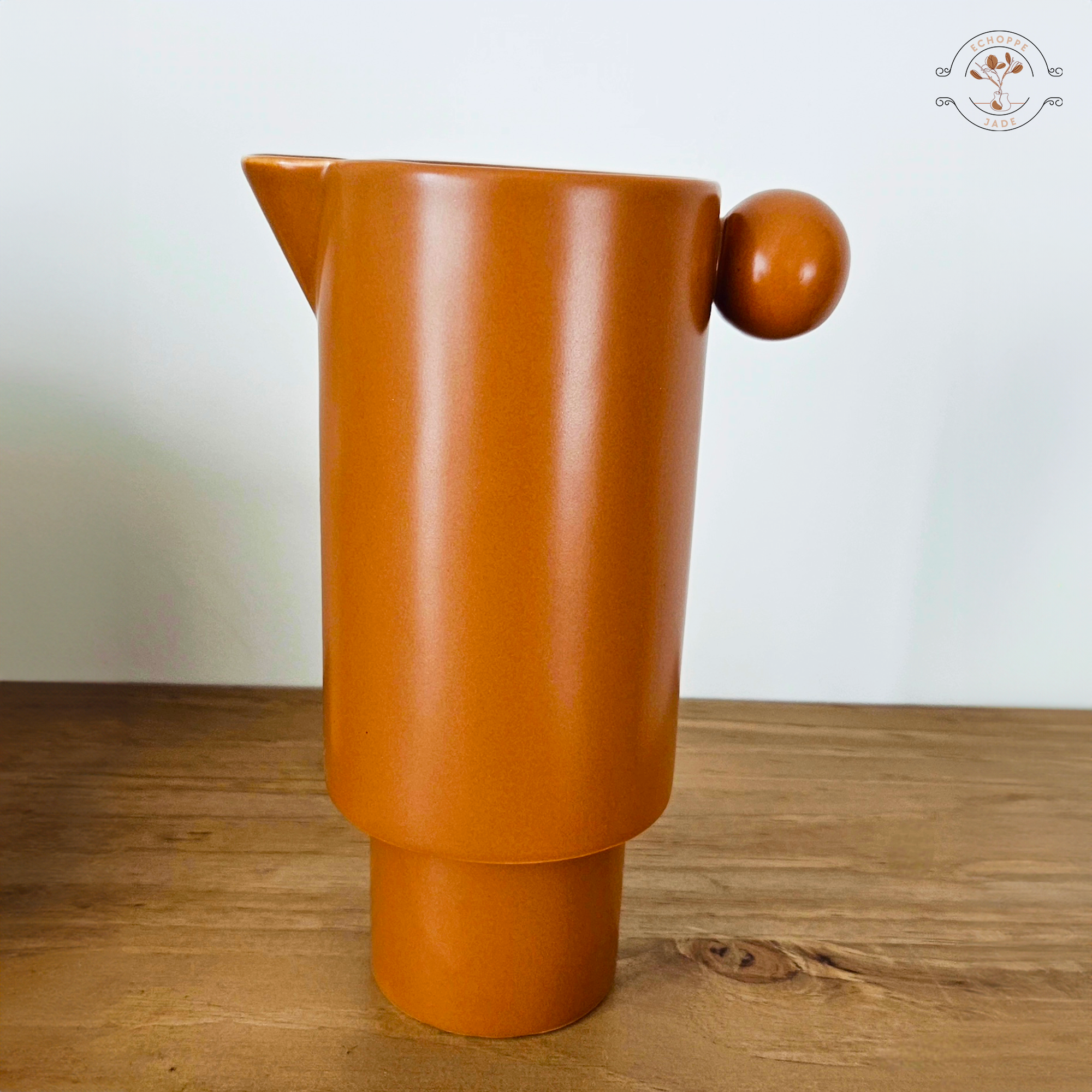 Carafe couleur caramel