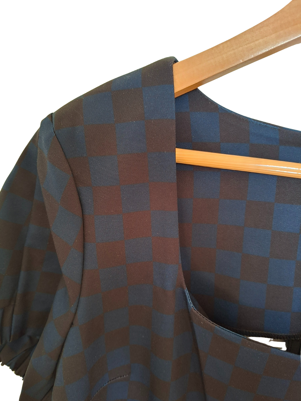 Miniature : Robe fourreau