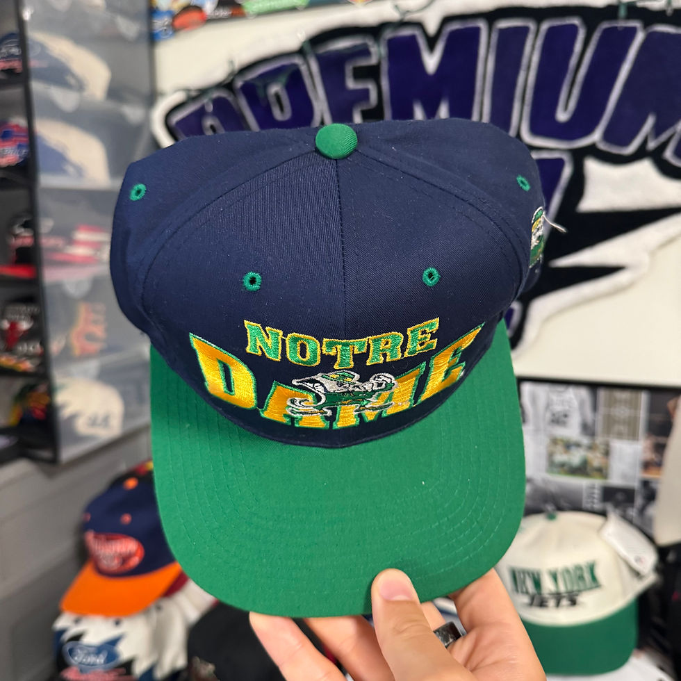 Thumbnail: Notre Dame University vintage snapback 