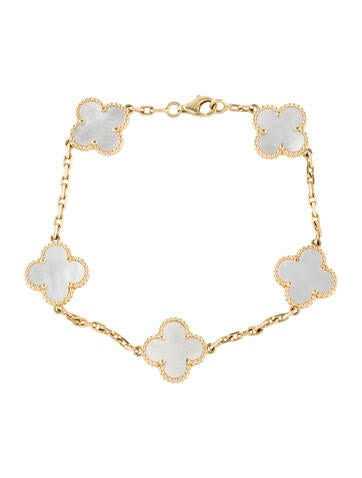 Thumbnail: Clover Jewelry