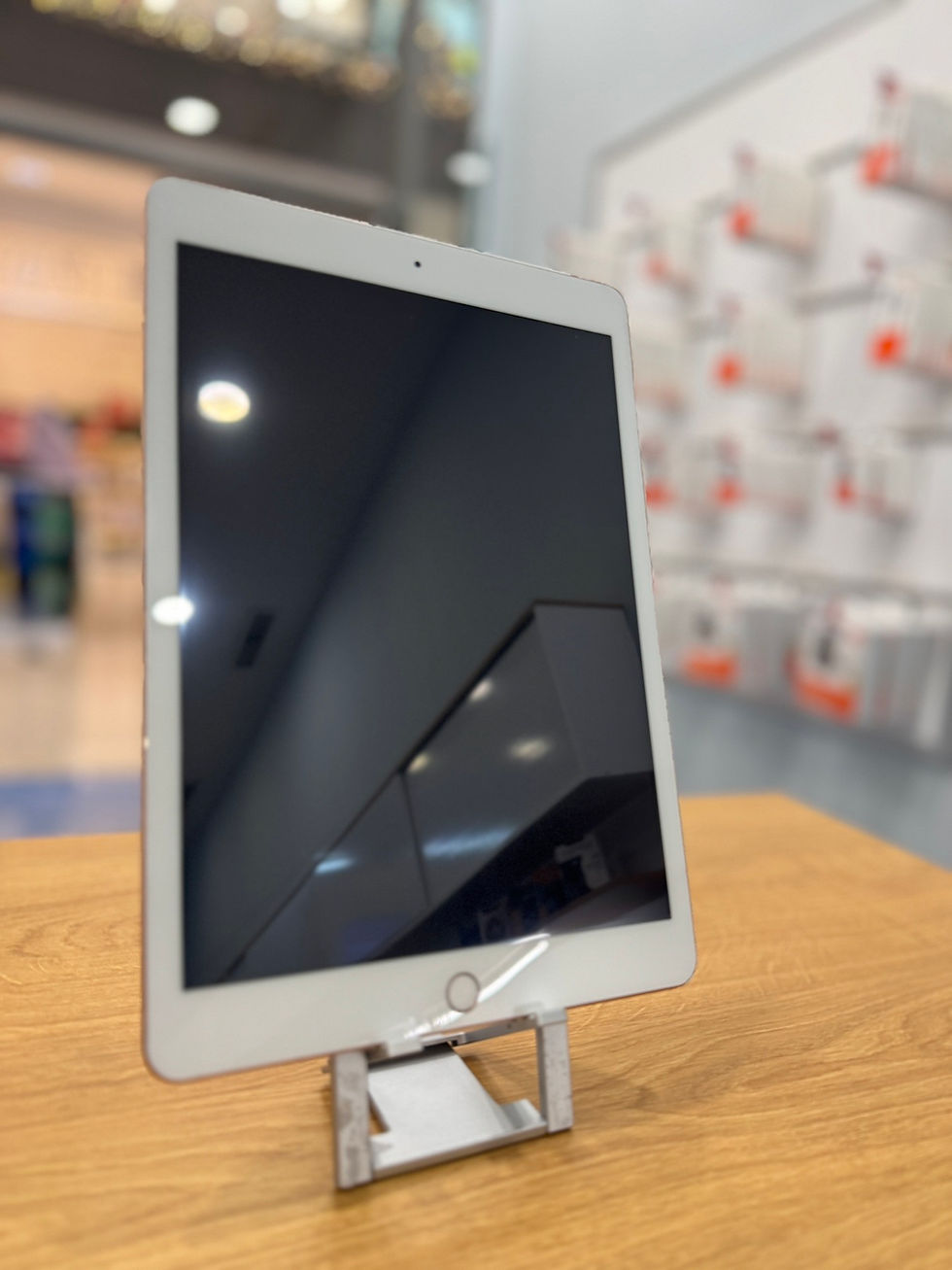 Миниатюра: iPad 8th Gen, 32GB Gold, WiFi+CELL