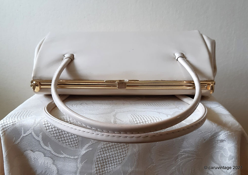 Thumbnail: 1960s/70s Cream beige patent handbag