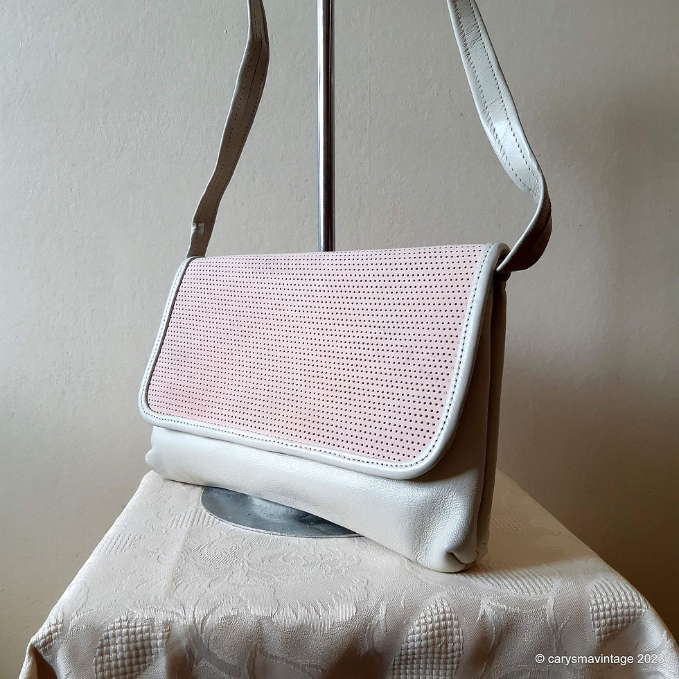 Thumbnail: A Jones vintage cream and pink leather shoulder bag