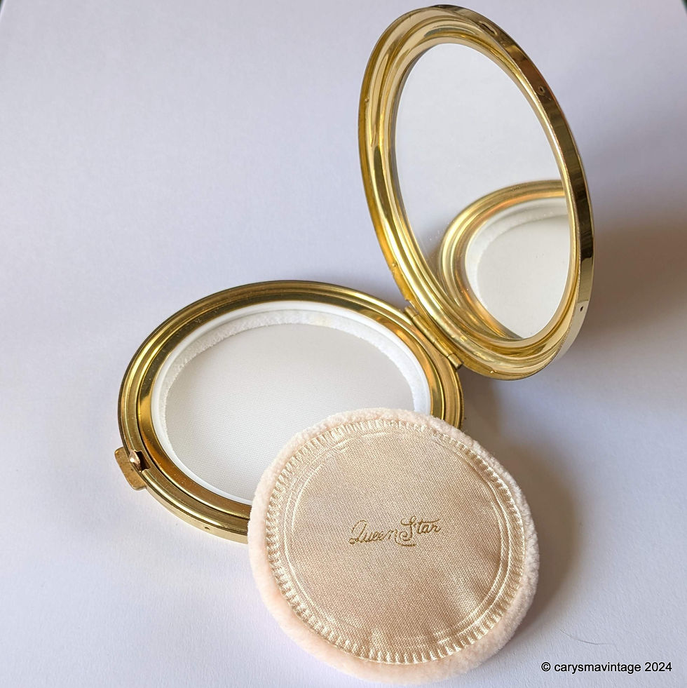 Thumbnail: Queen Star etched peacock design powder compact