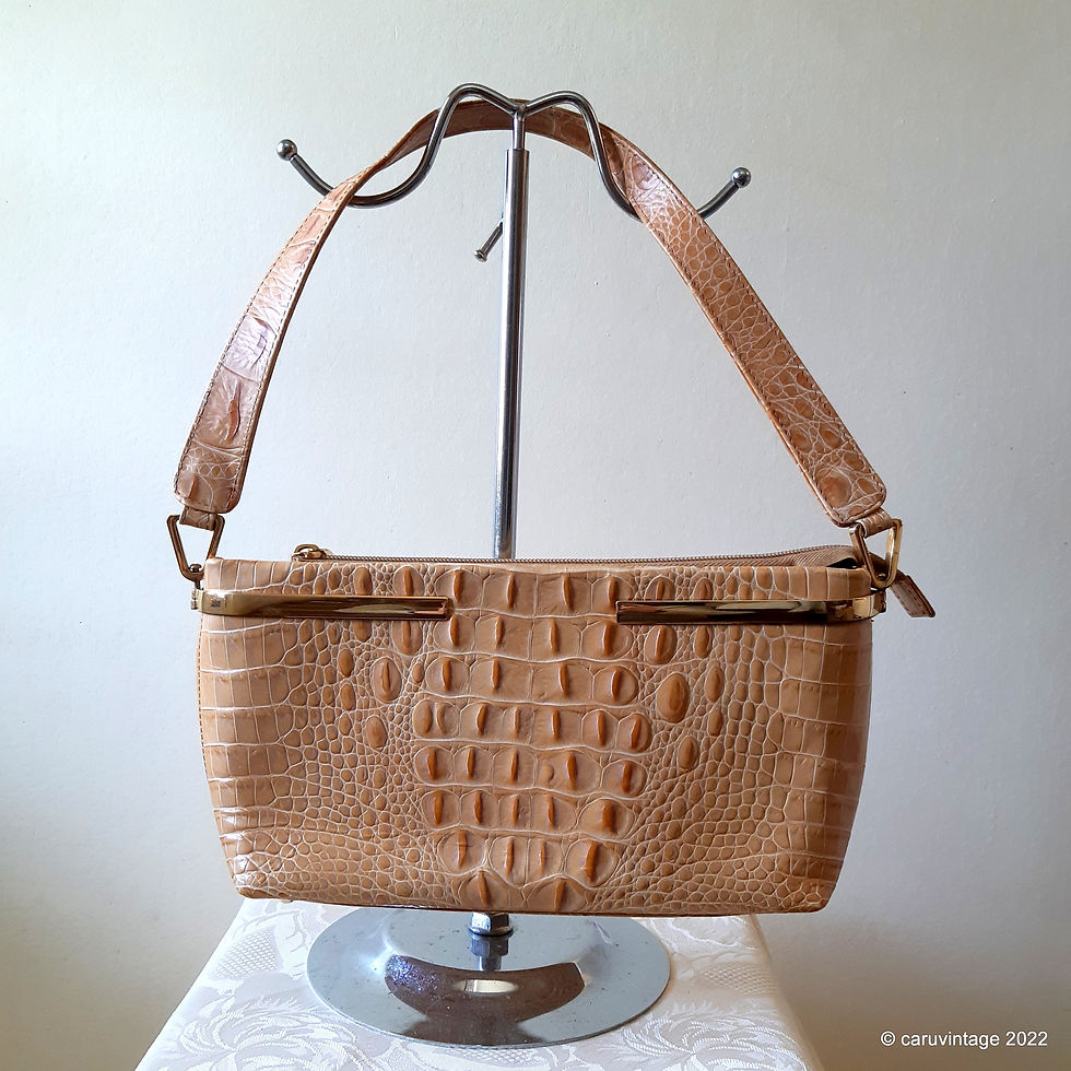 Lanzetti, Lexiapel rich honey blonde textured leather shoulder bag