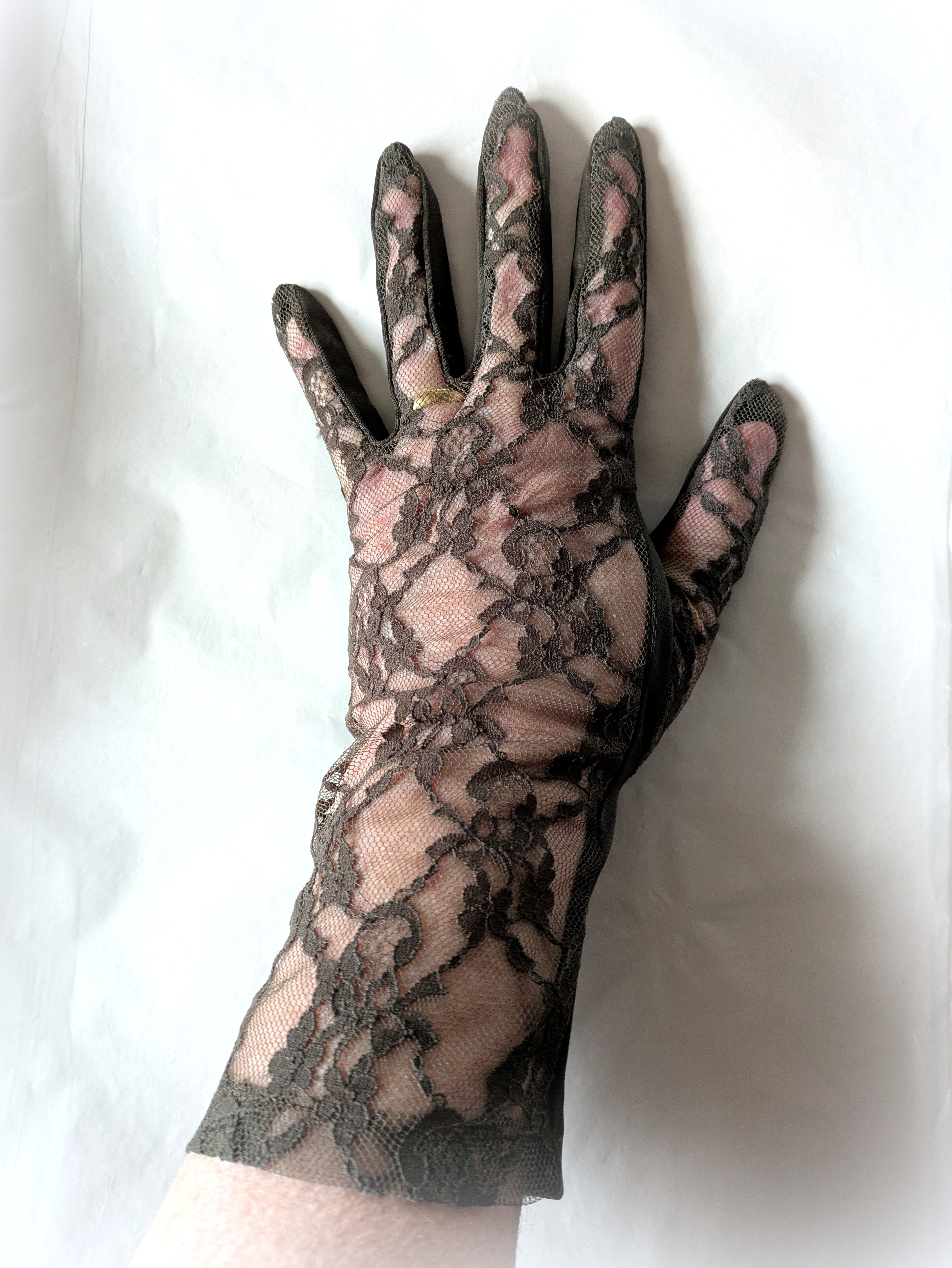 Dent Fownes brown lace front gloves