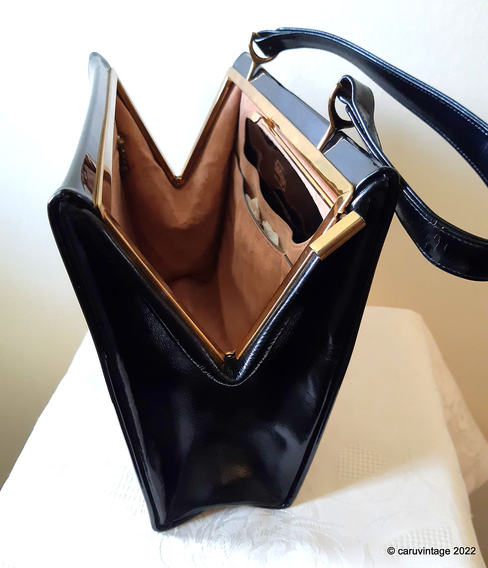 Thumbnail: Waldybag black patent single handle handbag with side clasp opening