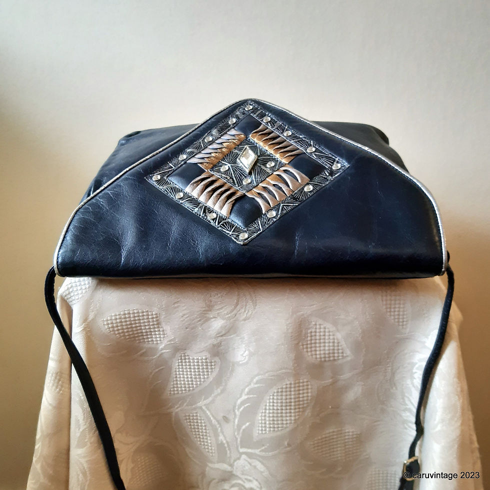 Thumbnail: Rayne vintage navy blue soft leather shoulder bag