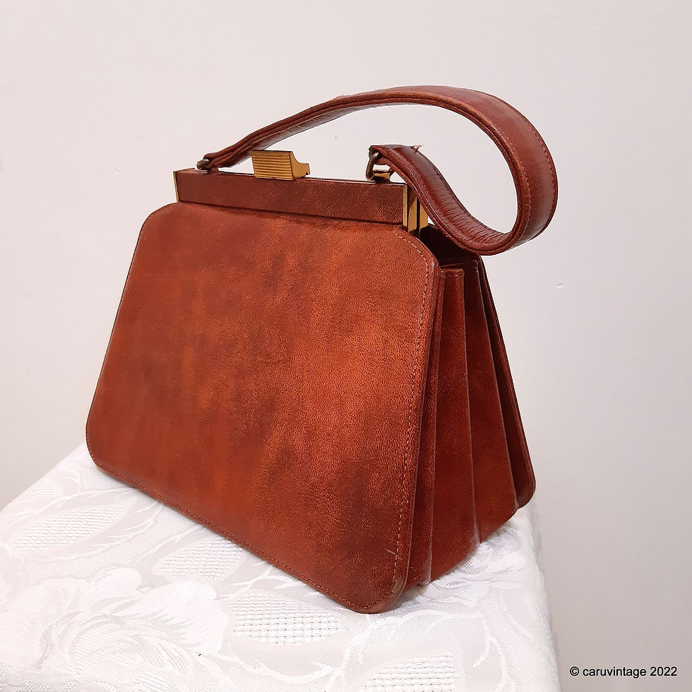 Thumbnail: Milch glossy mottled tan brown leather concertina style handbag