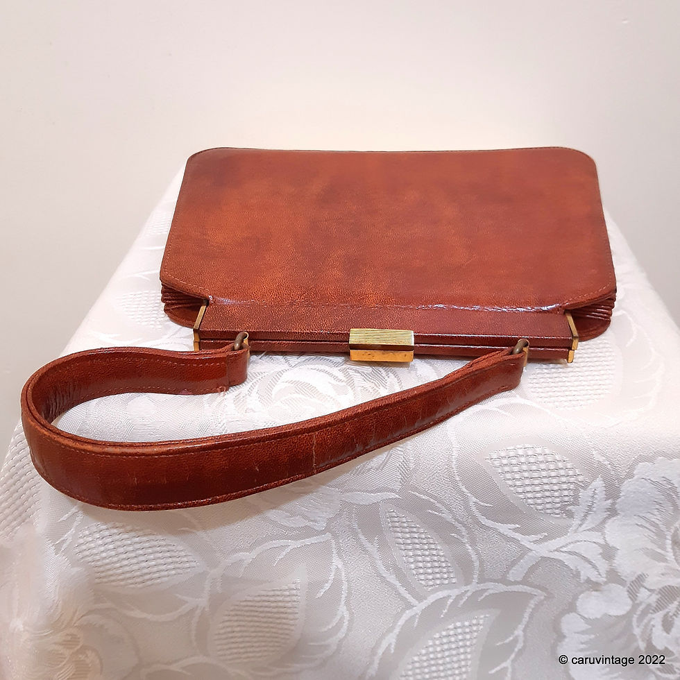 Thumbnail: Milch glossy mottled tan brown leather concertina style handbag
