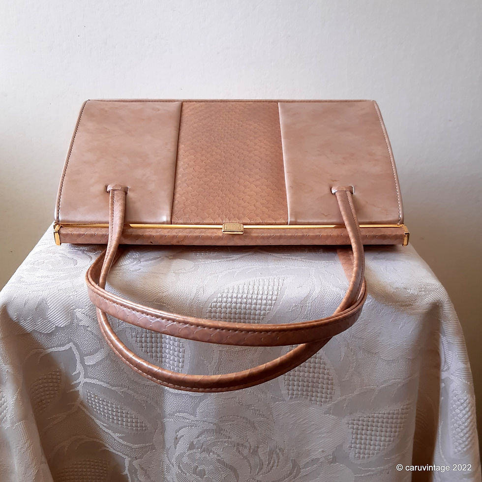 Thumbnail: Holmes pearly peachy golden tan handbag
