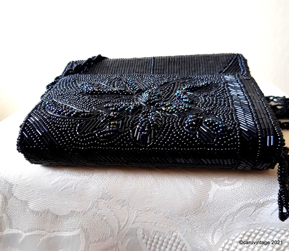 Thumbnail: Black beaded small boxy shoulder bag