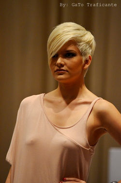 MODELO REVELACION COLOMBINA (3)