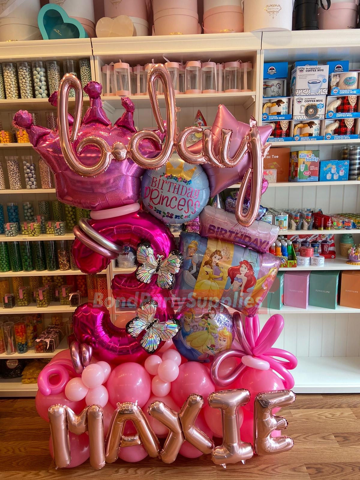 Bond Signature Sculpture - Princess Custom