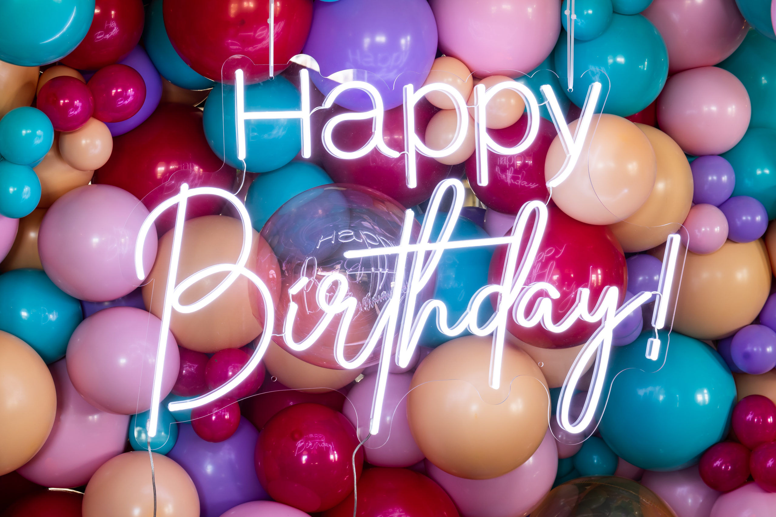 Happy Birthday Neon Sign (Rental)
