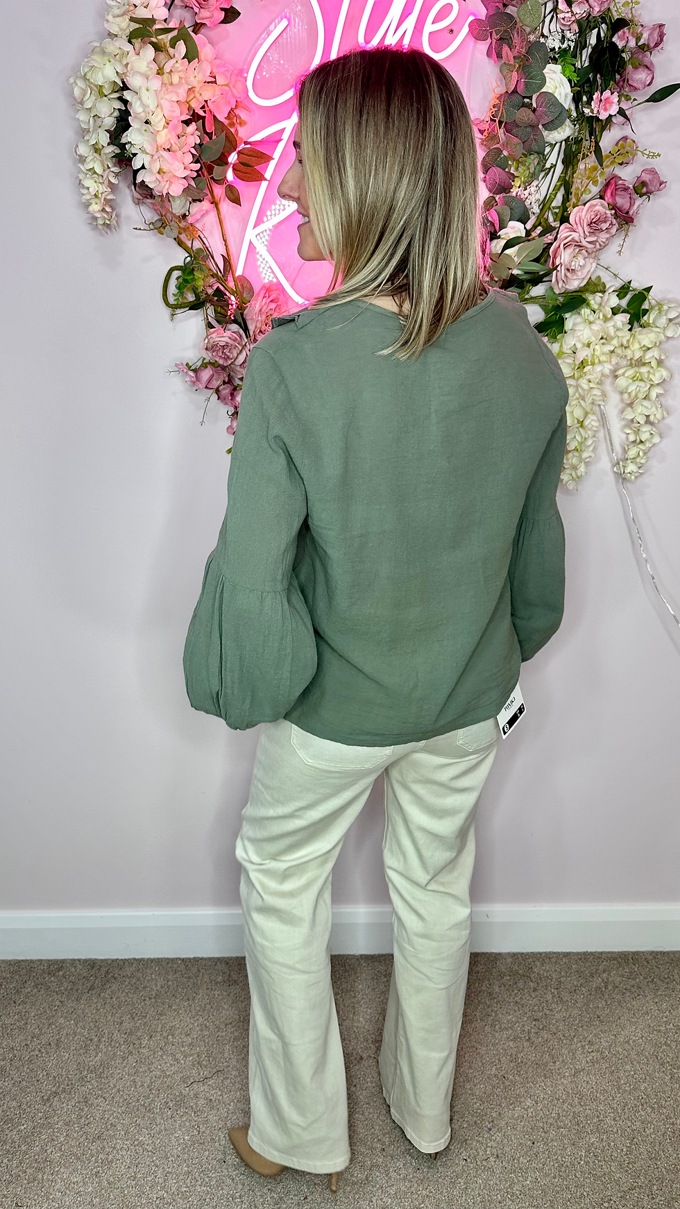 Thumbnail: Leanne frill blouse - KHAKI